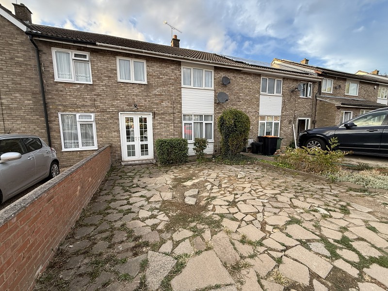 Leaf Road, Dunstable